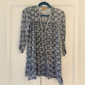Roberta Roller Rabbit lightweight tunic top